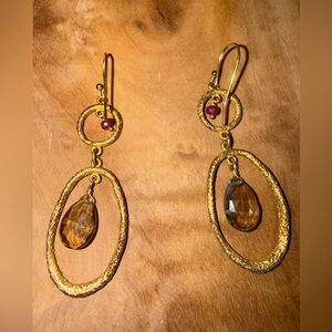 Vintage Italian Hammered Double Hoop Ruby Smoky Topaz Earrings